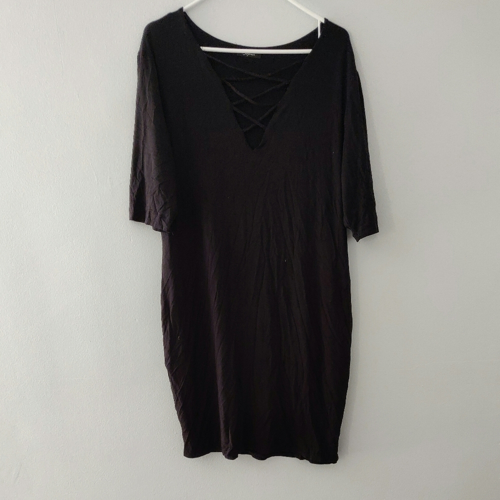 BLACK CRISS CROSS DRESS
